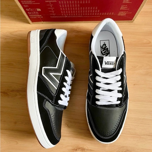 Vans Lowland 2.0 Shoe Black White Women 10.0 US - Picture 5 of 10